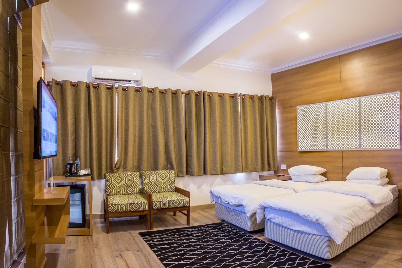 Marcopolo Business Hotel Kathmandu Exterior foto