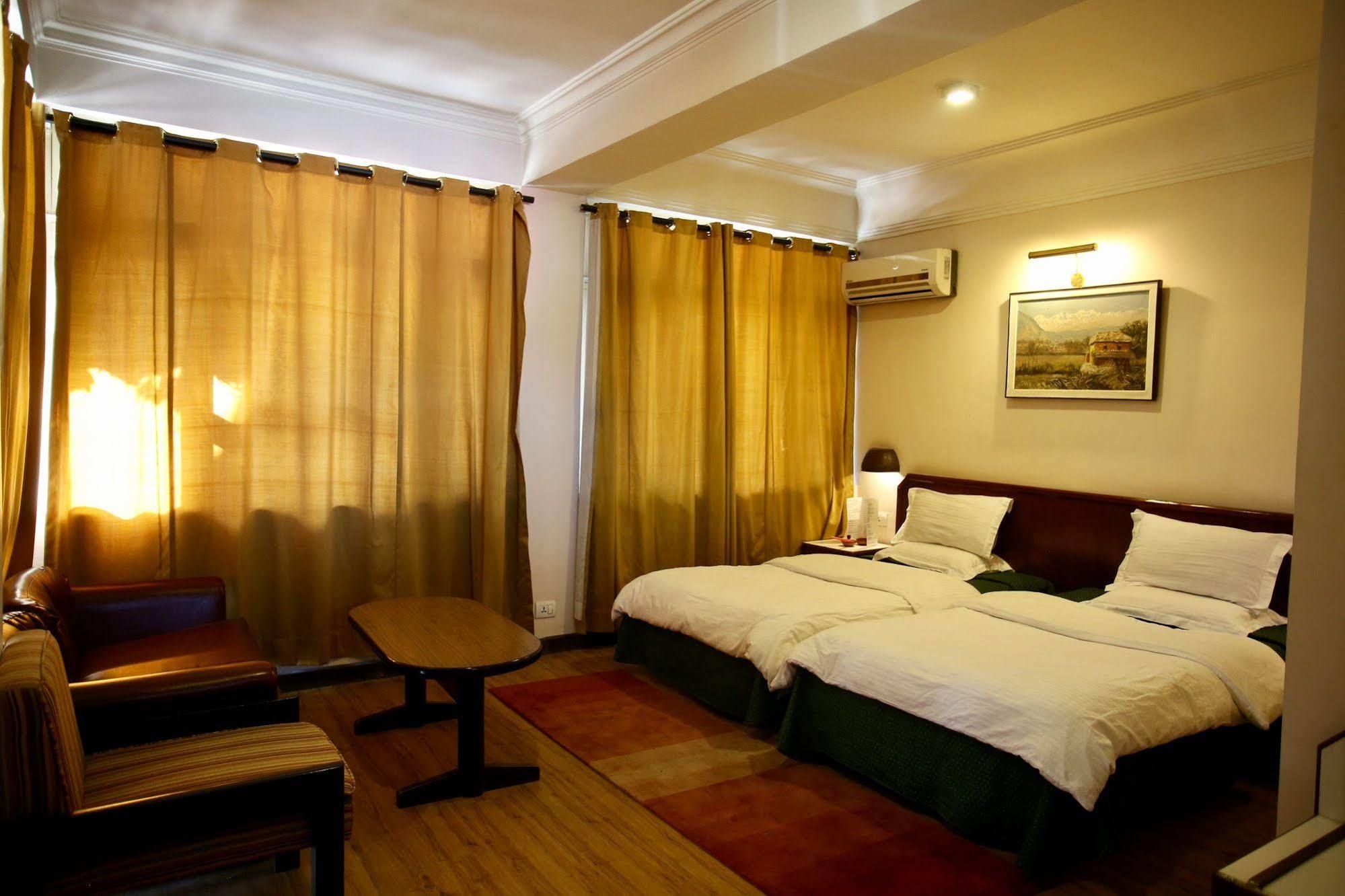 Marcopolo Business Hotel Kathmandu Exterior foto